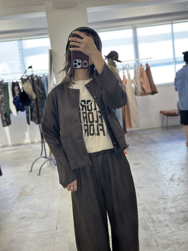 画像6:  超ー伸びます！ 前回展のスカート、ビスチェともセットアップ可能   ご予約ポイント10倍   【10/23 LIVE / LE MELANGE】レザーライクストレッチパンツ（予約/2-3） (6)