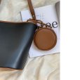 画像2: leather piping backet bag (2)