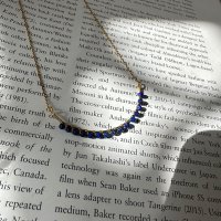 blue line short necklace