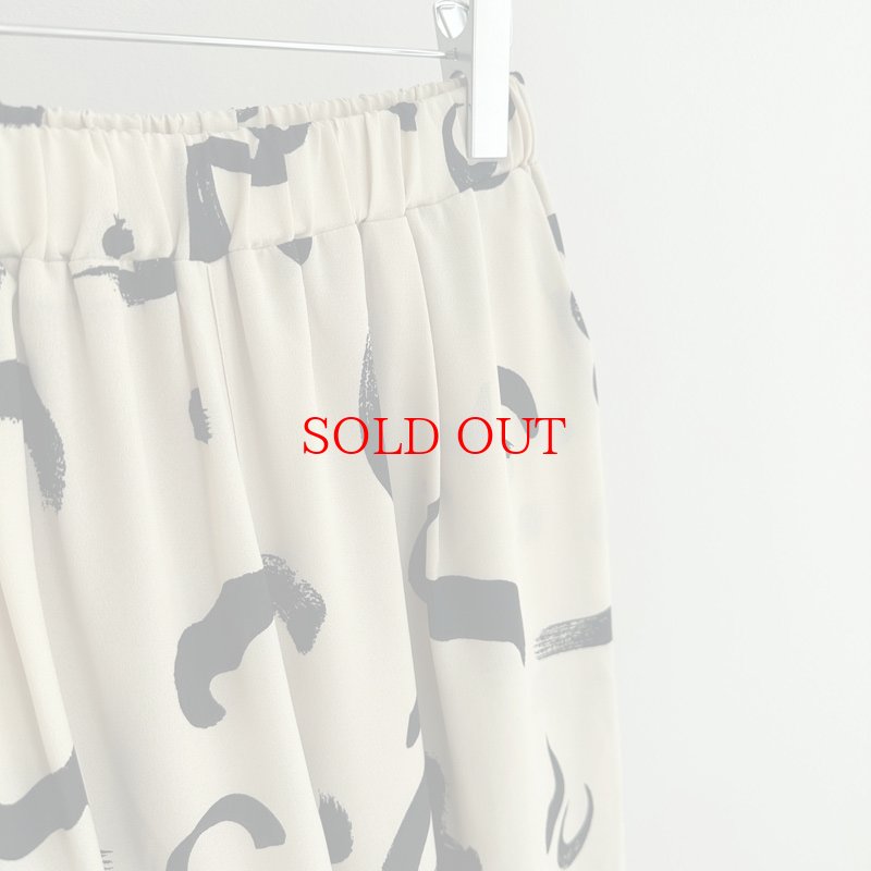 画像2: 【6/4 liveご紹介アイテム】nuance print pants (2)