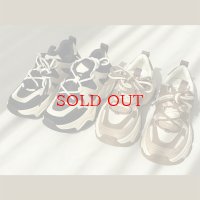 【liveご紹介アイテム】bi-color dad sneaker