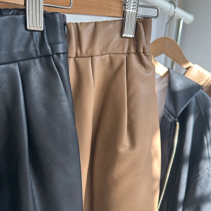 画像2: ●SALE●【liveご紹介アイテム】eco leather pants エコレザーパンツ (2)