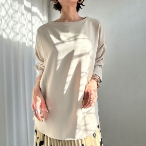 画像12: 大人の女性のマストトップス【liveご紹介アイテム】basic cuffs tops