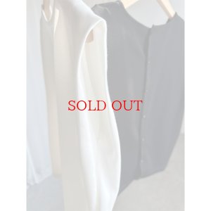 画像2: ●SALE●前後着用OK●【7/8LIVEアイテム】●前後2WAYフレンチスリーブトップス（オフホワイト）