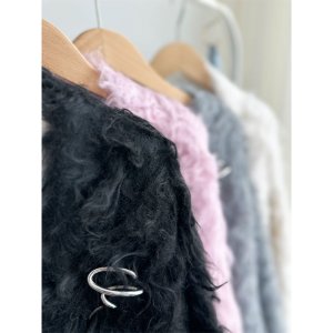 画像13: ●メーカー在庫限り●半額!!SALE●30日まで●【11/28 LIVEアイテム】●ブローチ付シャギーニットカーディガン