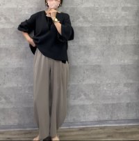 ●【LIVEご紹介アイテム】●タックボリュームパンツ