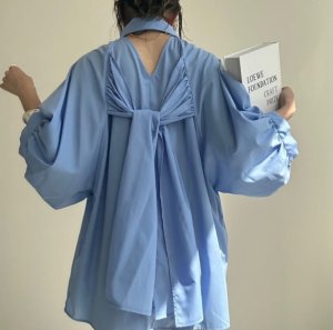 画像1: 【SALE LIVE ご紹介アイテム】バックリボン空色シャツ