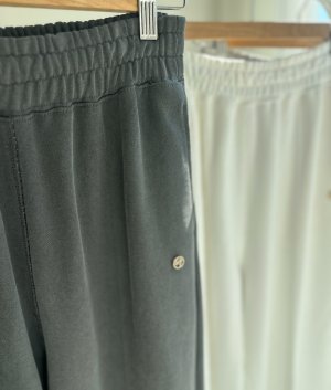 画像13: 【2/22 LIVEご紹介アイテム】美シルエット!!スエットワイドパンツ