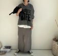 画像5: ●20日で締切●BIGロゴが可愛い【LIVEご紹介アイテム】●BIGロゴVネックトップス