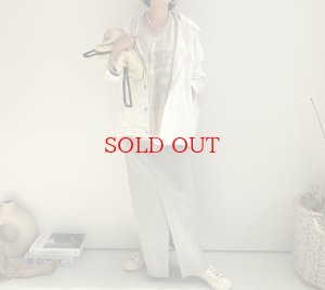 画像13: ●20日で締切●BIGロゴが可愛い【LIVEご紹介アイテム】●BIGロゴVネックトップス