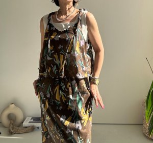 画像26: ●【2/11 LIVEご紹介アイテム】●前後2wayで着られる◎全色素敵!!なヴィンテージライクフラワービスチェトップス