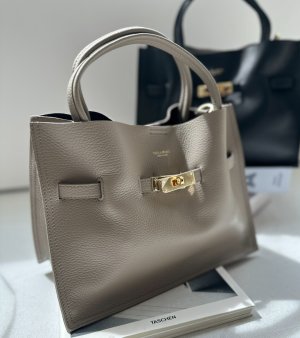 画像13: ◆セレモニーにもオススメ【LIVEご紹介アイテム】●本革トートバッグ（ショルダー付）