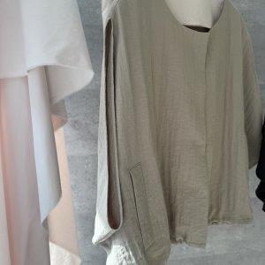 画像3: ●爆売れアイテム!!●二の腕えぐり取るベストジャケット●【5/20 LIVEアイテム】●リネンミックスベストジャケット（カーブパンツとセットアップ可能◎）
