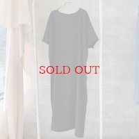 ●在庫限り◎シンプルでサラッと使える大人ワンピ【5/20 LIVEご紹介アイテム】●バックジップワンピース