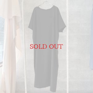 画像1: ●在庫限り◎シンプルでサラッと使える大人ワンピ【5/20 LIVEご紹介アイテム】●バックジップワンピース