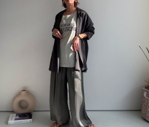 画像2: 【LIVEご紹介アイテム】ベーシックマルチシリーズ刺繍ロゴトップス