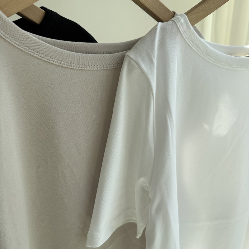 画像2: ●SARA Tシリーズからシンプルタイプの半袖Tが登場!!!【3/24 LIVEご紹介アイテム】もちっと伸びーるシンプル半袖T (2)