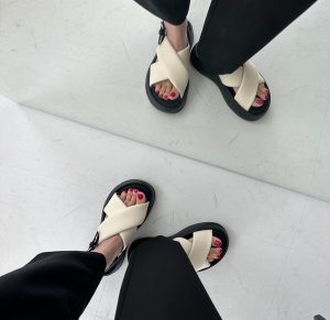 画像4: ●ご予約5倍ポイント【2/4 LIVEアイテム】まるで雲の上!?サンダル（予約/4）