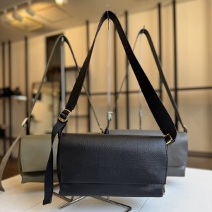 画像2: ●完全受注生産●期間限定受注●ご予約ポイント対象●【6/13 ご紹介アイテム】大人の本革ボディバッグ＜予約/10＞