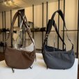 画像2: ●完全受注生産●期間限定受注●ご予約ポイント対象●【6/13 ご紹介アイテム】こだわり満載○配色ハーフムーンショルダー＜予約/10＞ (2)