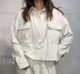 画像2: ●他にはない素材感でオシャレ感◎●期間限定●ご予約ポイント対象【6/20 LIVEご紹介アイテム】細リブコーデュロイてろとろシャツ（セットアップ可能）＜予約/9＞ (2)