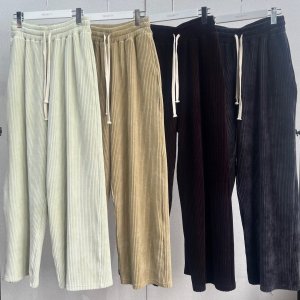 画像1: ●他にはない素材感でオシャレ感◎●期間限定●ご予約ポイント対象【6/20 LIVEご紹介アイテム】太リブコーデュロイストレートワイドパンツ（セットアップ可能）＜予約/9-10＞