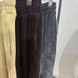 画像3: ●他にはない素材感でオシャレ感◎●期間限定●ご予約ポイント対象【6/20 LIVEご紹介アイテム】太リブコーデュロイストレートワイドパンツ（セットアップ可能）＜予約/9-10＞ (3)