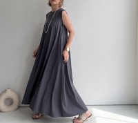 ●落ち感のあるとろみ生地で美シルエット【6/24 LIVEご紹介アイテム】とろみロングフレアワンピ