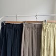 画像2: ●去年大人気だったシャラシャラボトムが新たなカラー展開で登場!!【6/24 LIVEご紹介アイテム】タックイージーパンツ (2)