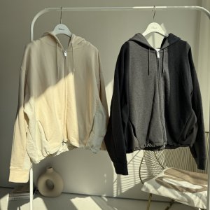 画像1: ●生産枠限り●期間限定掲載●【7/8ご紹介アイテム】ドッキングデザインスエットフーディ「パンツとセットアップ可能」＜予約/8-9＞