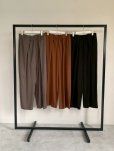画像3: ●生産枠限り●期間限定掲載●【7/8ご紹介アイテム】タックデザインイージーパンツ「ドルマンシャツとセットアップ可能」＜予約/8-9＞ (3)