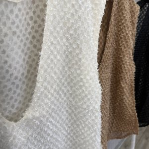 画像3: ●生産枠限り●晩夏〜秋に使える展示会シリーズ●【7/28 LIVEご紹介アイテム】ジャガードシアーUネックベスト