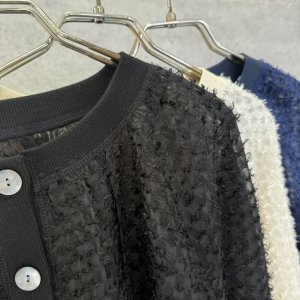 画像3: ●生産枠限り●晩夏〜秋に使える展示会シリーズ●【7/28 LIVEご紹介アイテム】ジャガードシアーカーディガン