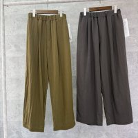 ●生産枠限り●晩夏〜秋に使える展示会シリーズ●【7/28 LIVEご紹介アイテム】しゃらしゃら8部丈パンツ