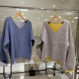 画像1: ●生産枠限り●ご予約ポイント対象●期間限定掲載●【8/7LIVEご紹介アイテム】配色Vネックニット（予約/10-11） (1)