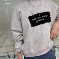 ●生産枠限り●ご予約ポイント対象●期間限定掲載●【8/7LIVEご紹介アイテム】立体モチーフデザイン裏起毛オーバースエット（予約/10-11）