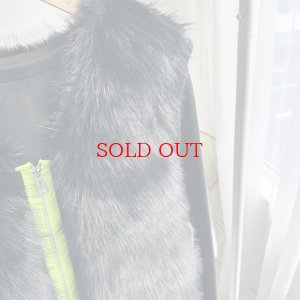 画像2: ●追加生産決定!!!●生産数に限りあり●【8/23 LIVEアイテム】配色ファーニットベスト（予約/10）