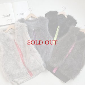 画像1: ●追加生産決定!!!●生産数に限りあり●【8/23 LIVEアイテム】配色ファーニットベスト（予約/10）