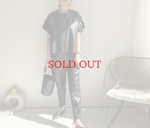 画像4: ●【9/6 LIVEアイテム】タックフリル袖デザインレザートップス