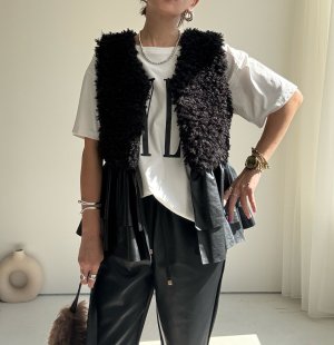 画像2: ●生産枠限り●期間限定掲載●【9/27 LIVEご紹介アイテム】ボア×レザードッキングペプラムベスト（予約/10）
