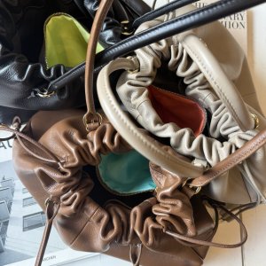画像3: ●期間限定ご予約10倍ポイント【ご予約分のみの完全受注生産】●2WAYシルエット本革トート（予約/2）