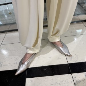 画像2: ●生産枠限り●期間限定掲載●ご予約10倍ポイント対象●【10/9 LIVEご紹介アイテム】タックデザインストレッチ樽パンツ（予約3）