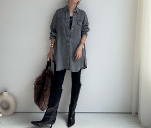 画像5: ●珍しいロング丈でレギンスやスキニー合わせにも◎【10/14 LIVEアイテム】テンセルデニムロングシャツ