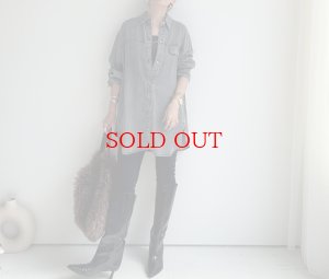 画像5: ●珍しいロング丈でレギンスやスキニー合わせにも◎【10/14 LIVEアイテム】テンセルデニムロングシャツ