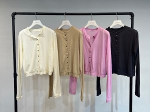 画像5: ●期間限定●ご予約10倍ポイント対象●【10/20 LIVEアイテム】ガーゼライクカーデ（殴り書きロゴTとアンサンブル可能）（予約/2）