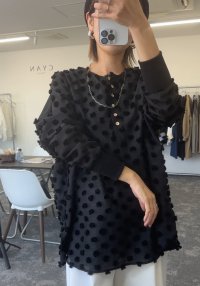 ●CYAN TOKYO●期間限定●ご予約5倍ポイント対象●【10/17 LIVEご紹介アイテム】ドットジャガードヘンリーブラウス（予約/2-3）