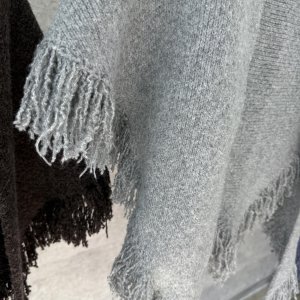 画像2: ●期間限定●ご予約5倍ポイント対象●【10/27 LIVEアイテム】三角フリンジストール(予約/11-12)