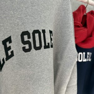 画像4: ●メーカー在庫限り●【10/27 LIVEアイテム】刺繍ロゴオーバーニット(メーカー確認後お取り寄せ)