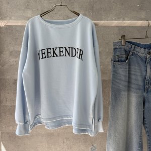 画像2: ●期間限定●ご予約5倍ポイント対象●【10/27 LIVEアイテム】ふんわり素材のゆるっとオーバーロゴスエット(予約/1-2)