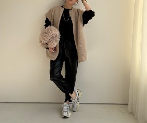 画像2: ●アウターにあわせても◎【11/14 LIVEアイテム】フレンチスリーブボアベスト